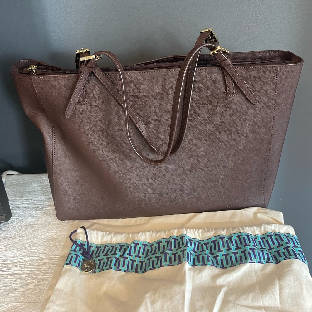 Gorgeous perfect Tory Burch work tote - Picture 6 of 6
